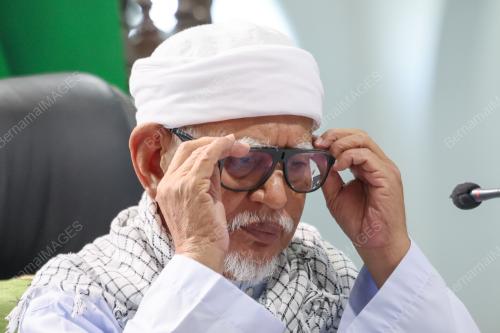 TAN SRI ABDUL HADI AWANG