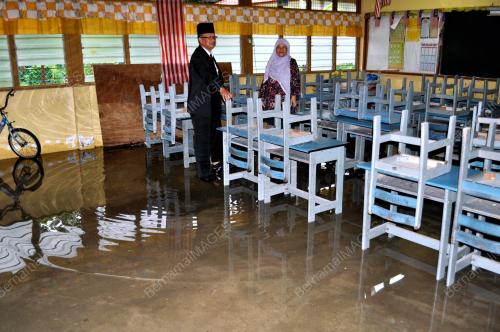 TR01_01012013_BANJIR