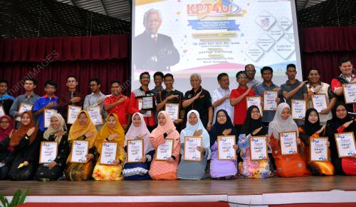 TR01_01042018_DATUK_SERI_IDRIS_JUSOH