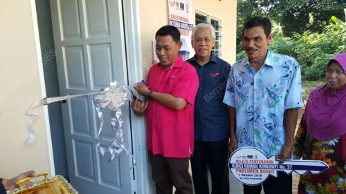 TR01_01102016_KOMUNITI