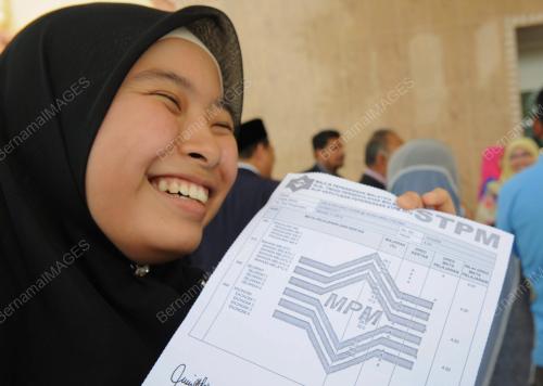 TR01_02032016_TERBAIK_STPM