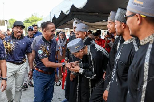 TAN SRI RAZARUDIN HUSAIN