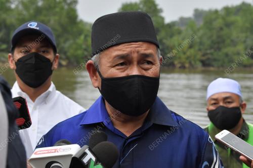 DATUK SERI TUAN IBRAHIM TUAN MAN