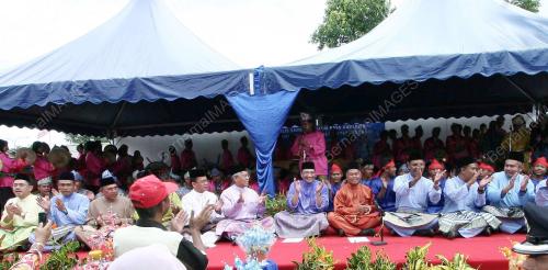 HISHAMUDDIN TUN HUSSEIN
