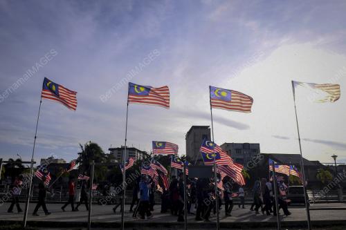 SANTAI MENAPAK KELUARGA MALAYSIA