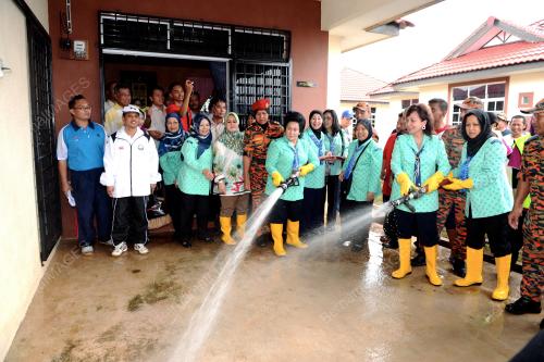 TR01_04012013_ROSMAH_BERSIH