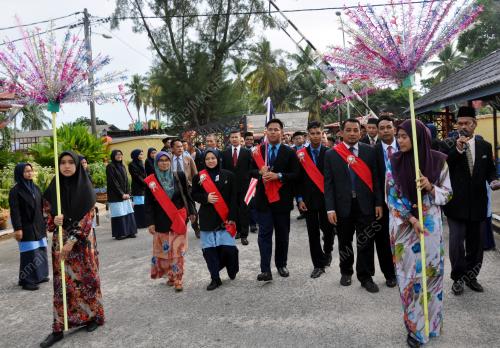 TR01_04062018_JUARA_DUNIA_PROJEK_NUKLEAR