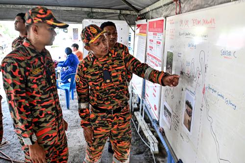 PERSIAPAN OPERASI MENCARI MANGSA KEPALA AIR