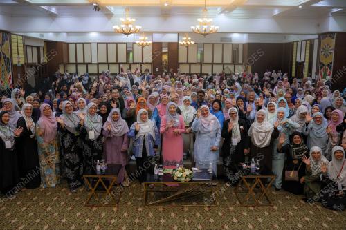 DATUK SERI SER NORAINI AHMAD