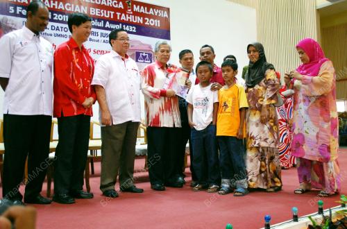TR01_05022011_KELUARGA
