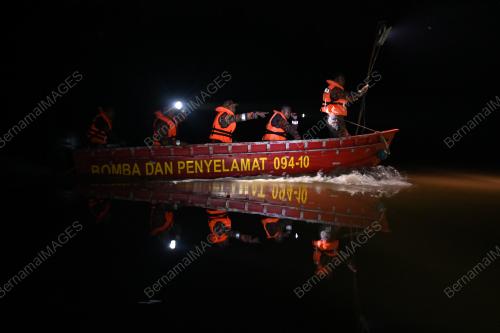 OPERASI PENCARIAN MANGSA WAKTU MALAM