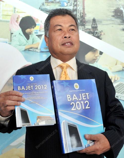 DATUK SERI AHMAD SAID