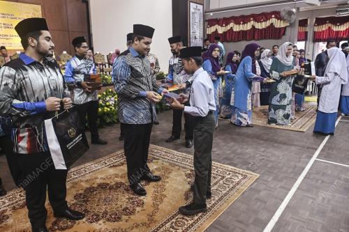 TENGKU MUHAMMAD ISMAIL