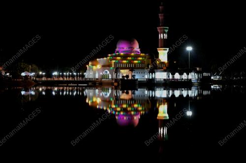 MASJID TENGKU TENGAH ZAHARAH