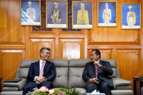 TENGKU DATUK SERI ZAFRUL TENGKU ABDUL AZIZ