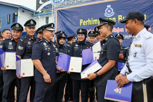 DATUK MAZLI MAZLAN