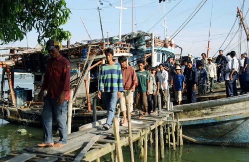 NELAYAN VIETNAM DITAHAN