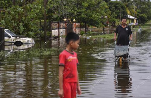 BANJIR KILAT