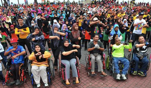 TR01_08102016_HARI_SUKAN