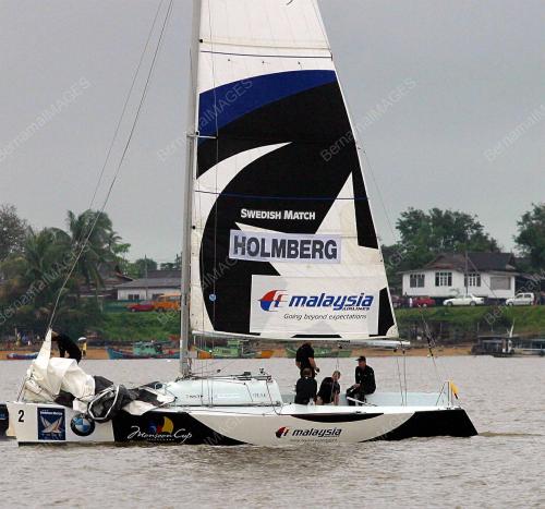 PERAHU LAYAR HOLMBERG