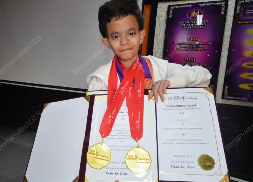 MUHAMMAD THAQIF MUHAMMAD ZHARIF