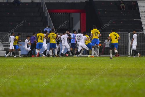 PIALA MENTERI BESAR TERENGGANU