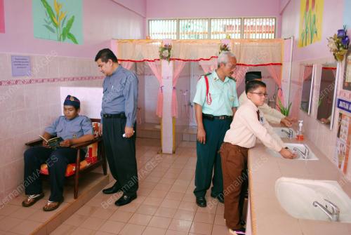 KEBERSEHAN TANDAS