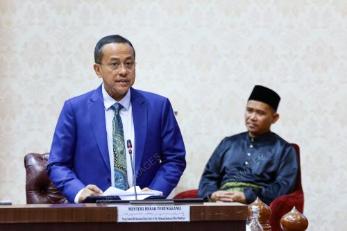 DATUK SERI DR AHMAD SAMSURI MOKHTAR