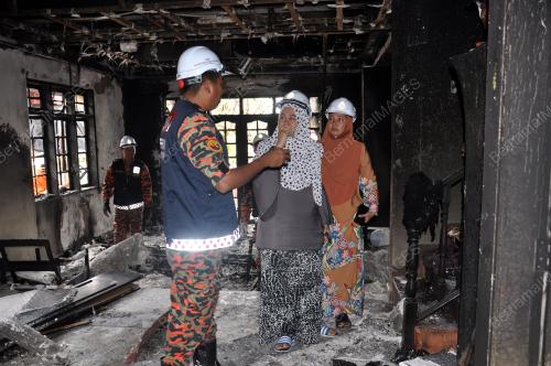TR01_11012018_RUMAH_TERBAKAR