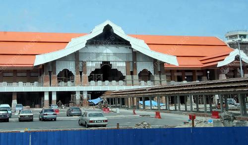 LAPANGAN TERBANG SULTAN MAHMUD