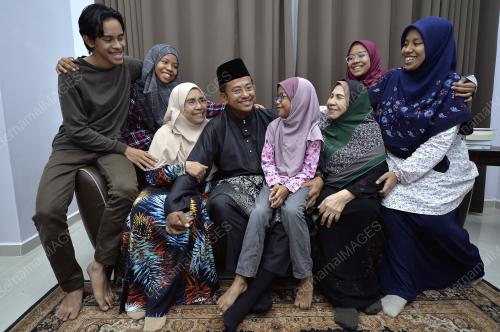TR01_11052018_ANGKAT_SUMPAH