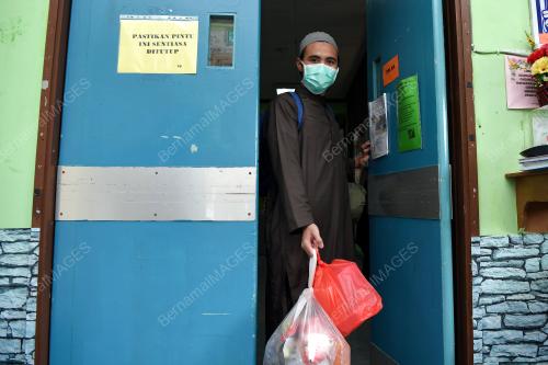 PESAKIT COVID-19 DI HOSPITAL HULU TERENGGANU