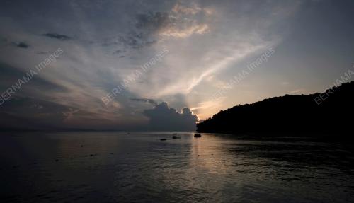 TR01_11082021_AKTIVITI_PELANCONGAN