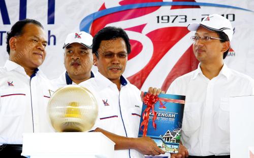 MOHD SHAFIE APDAL