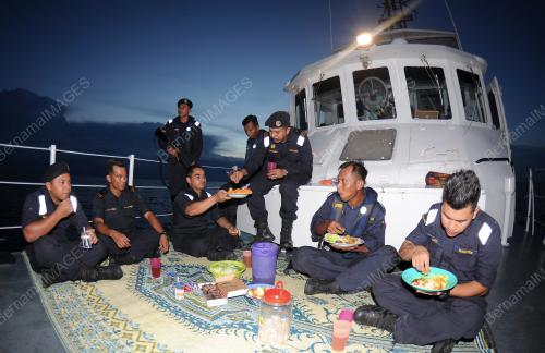 TR01_12062016_APMM_BERBUKA