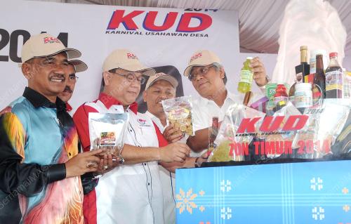 TR01_12092014_KARNIVAL_USAHAWAN
