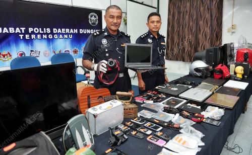 POLIS