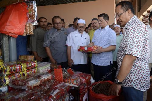 DATUK SERI MOHAMED AZMIN ALI