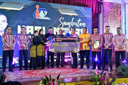 DATUK SERI AYOB KHAN MYDIN PITCHAY