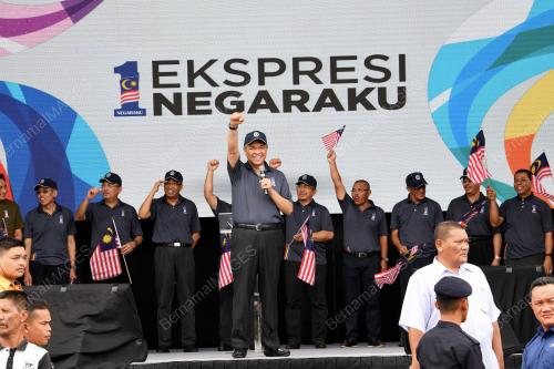 TR01_14102017_TPM_EKSPRESI_BN201710138336