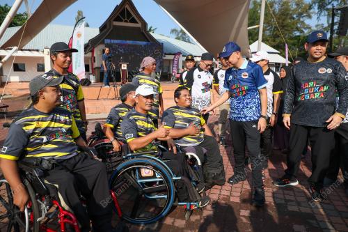 DATUK ARMIZAN MOHD ALI