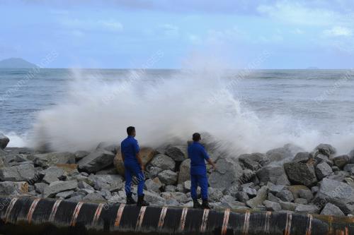 MONSUN TIMUR LAUT