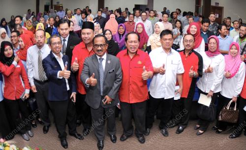 TR01_14122016_AHMAD_MASLAN