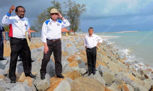 TR01_15022016_JUNAIDI_PANTAI