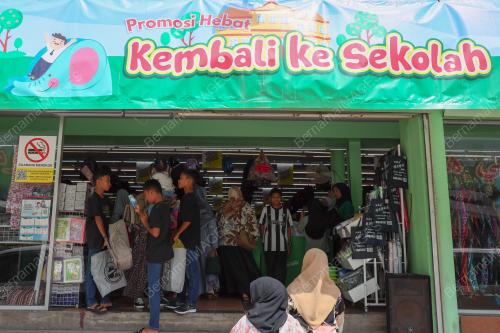 JUALAN KEMBALI KE SEKOLAH