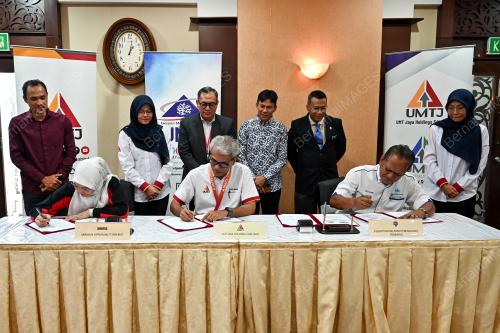 MAJLIS MENANDATANGANI MEMORANDUM PERSEFAHAMAN