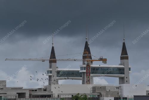 MONSUN TIMUR LAUT