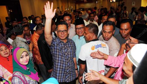 TR01_16052014_AHMAD_RAZIF