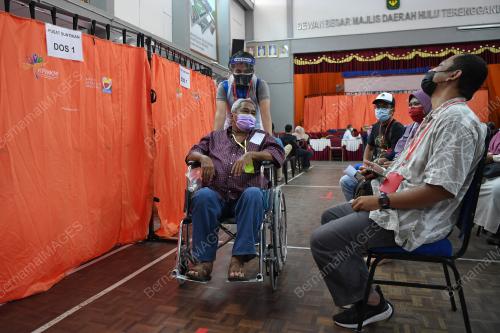 WARGA EMAS VAKSIN COVID-19