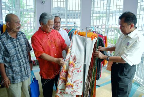 DATUK SERI IDRIS JUSOH